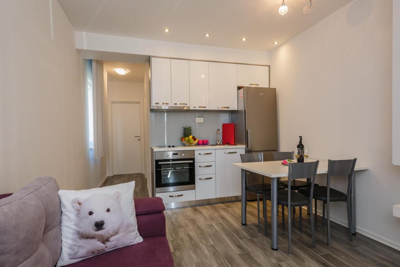Lovely Apartments Kaštela Extérieur photo