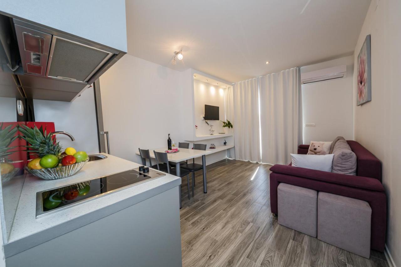 Lovely Apartments Kaštela Extérieur photo